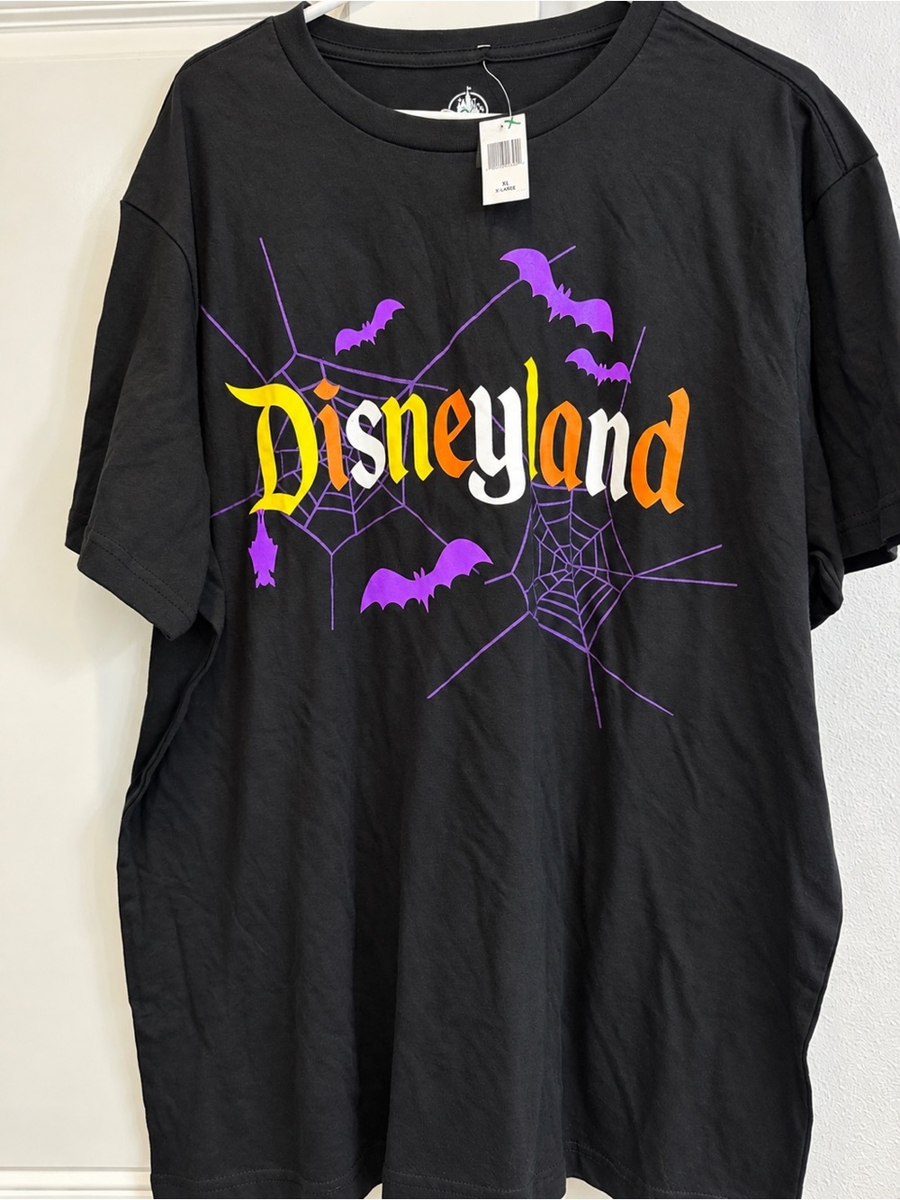 🎃 Disneyland Halloween Graphic T-Shirt – XL – NWT